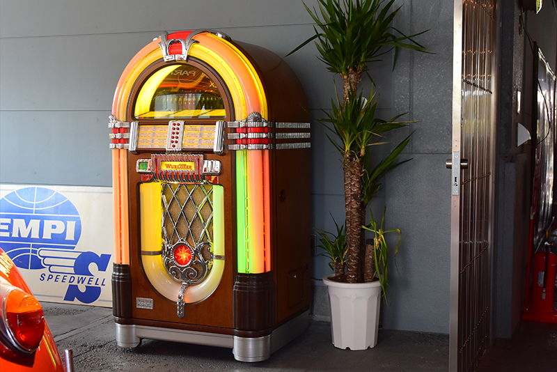 JUKEBOX FOR SALE「1988 WURLITZER OMT 1015-Vinyl」page-visual JUKEBOX FOR SALE「1988 WURLITZER OMT 1015-Vinyl」ビジュアル